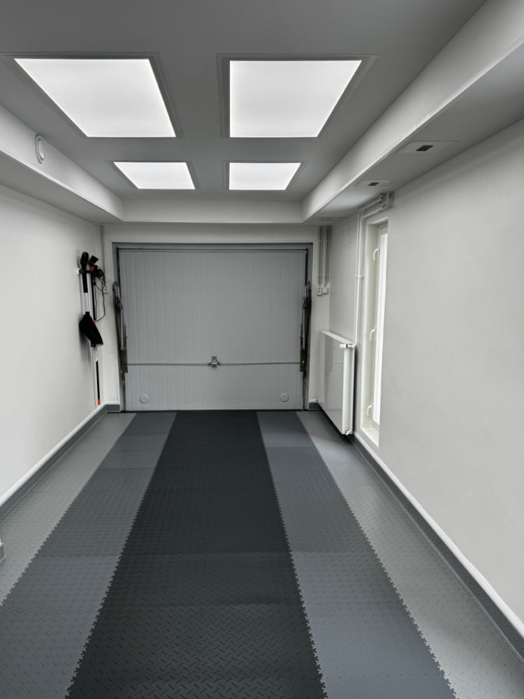 Garagenbeleuchtung mit Einbauleuchten 2