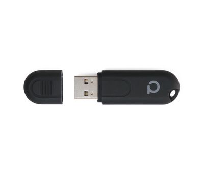 Nahaufnahme eines schwarzen USB-Sticks mit Stecker und Logo, Abdeckung an der Seite. Erweitern Sie Ihre technischen Speicherlösungen mit unserem LED-beleuchteten Zubehör.