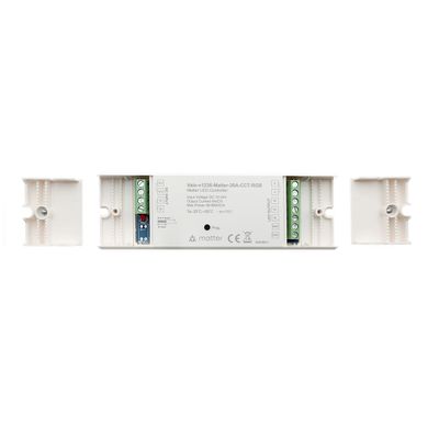 VPRO V125-R Matter-20A-CCT-RGB LED-Controller mit beschrifteten Eingangs-/Ausgangsanschlüssen auf weissem Hintergrund. Rechteckiges Design, perfekt für LED-Beleuchtungssysteme.
