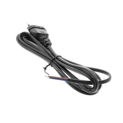 Schwarzes Elektrokabel mit europäischem Stecker, blanke Drähte an einem Ende, sauber gewickelt auf weißem Hintergrund - ideal für LED-Beleuchtungsanlagen.