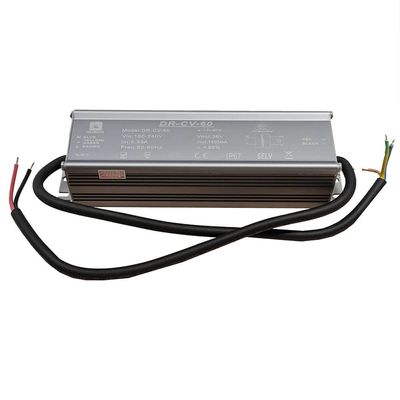 Rechteckiger LED-Controller "Modell DR-CV-60" mit sichtbarer Verkabelung, 12V-24V Eingang, 36V Ausgang, dargestellt auf weißem Hintergrund für die Beleuchtung von SEO.