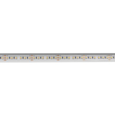 Nahaufnahme eines LED-Lichtbandes mit mehreren kleinen rechteckigen Lampen in einer Reihe, ideal für energieeffiziente Beleuchtungslösungen.