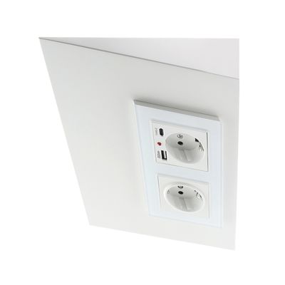 Flache Ecksteckdosenleiste für die Küche, 2 Steckdosen + USB-A und USB-C Ladeanschlüsse, weiß Flache Ecksteckdosenleiste für die Küche, 2 Steckdosen + USB-A und USB-C Ladeanschlüsse, weiß