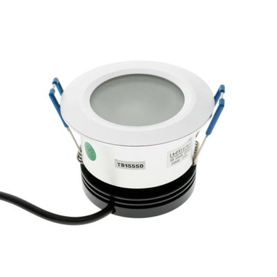 Runde LED-Deckenleuchte T815550 mit weißem Rand, schwarzem Sockel, blauer Klemme und schwarzem Netzkabel. Ideal für moderne Beleuchtungslösungen zu Hause.