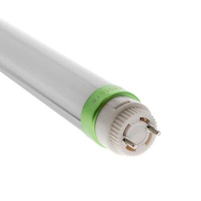 LED-Leuchtstoffröhre mit grünem Sockel und zwei Metallstiften für einen sicheren Anschluss; eine energieeffiziente Beleuchtungslösung für Haushalte und Unternehmen.