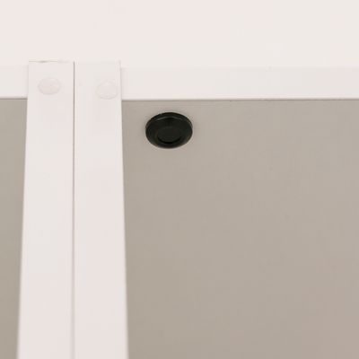 Minimalistischer schwarzer runder Wandhaken mit weißer Oberfläche, perfekt für moderne LED-Beleuchtung und zeitgenössische Wohnkultur.