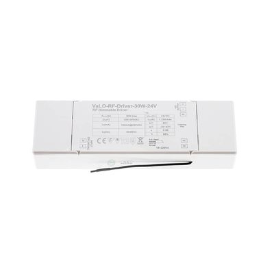 RF dimmbarer LED-Regler 30W-24V, VaLO-RF-Regler mit Produktinformation und schwarzem Kabel für effiziente Lichtsteuerung.