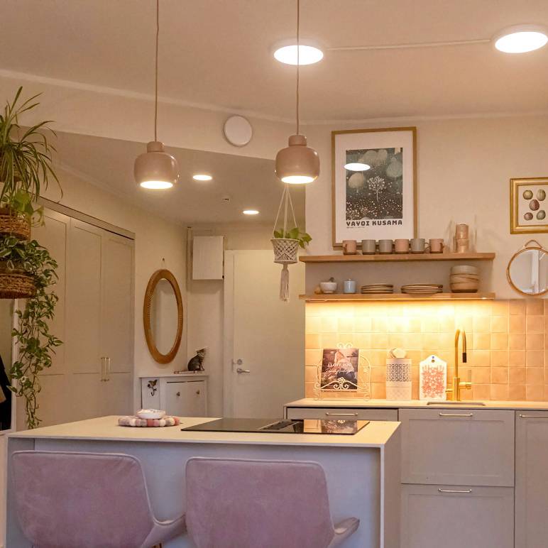 Renovierung der Beleuchtung - in Zusammenarbeit mit CA Design Renovierung der Beleuchtung - in Zusammenarbeit mit CA Design