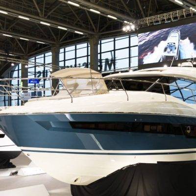 Boot 20 Båt - Blei-Band auf einem Boot Boot 20 Båt - Blei-Band auf einem Boot