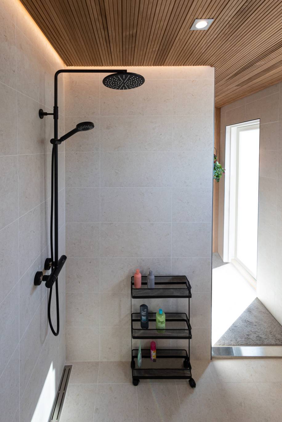 7 Led-Bänder bringen Atmosphäre in Ihre Dusche LedStorefi