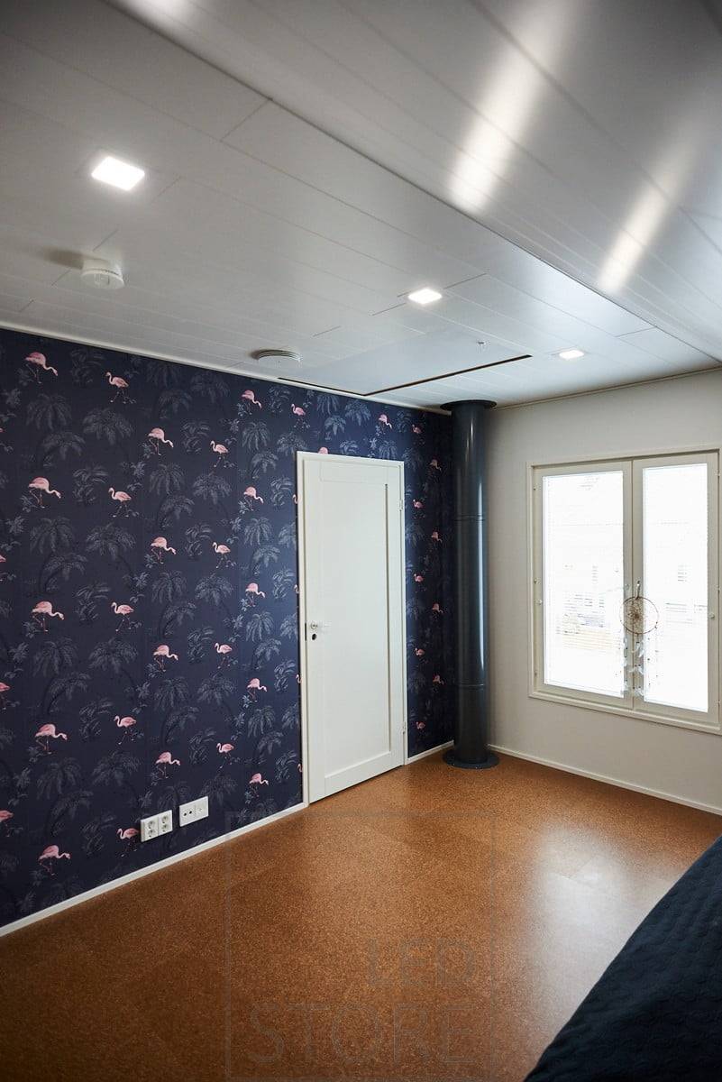 Led-Panel-Leuchten passen sich elegant und anmutig an die Decke an und sorgen für einen sauberen Abschluss. Ledstore.fi