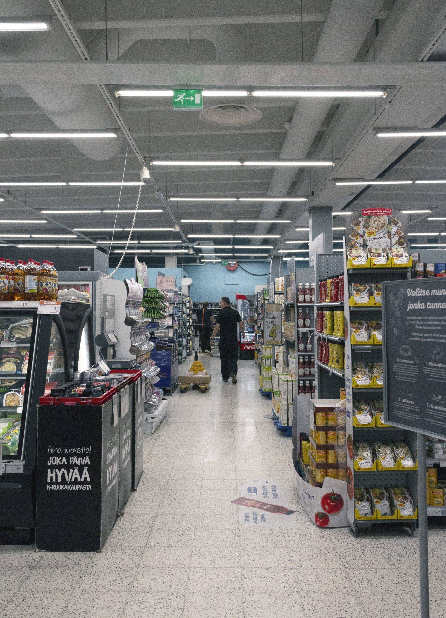 Led-Leuchtstoffröhren sorgen für eine effiziente und gleichmäßige Beleuchtung Ihres Lebensmittelladens. Ledstore.fi