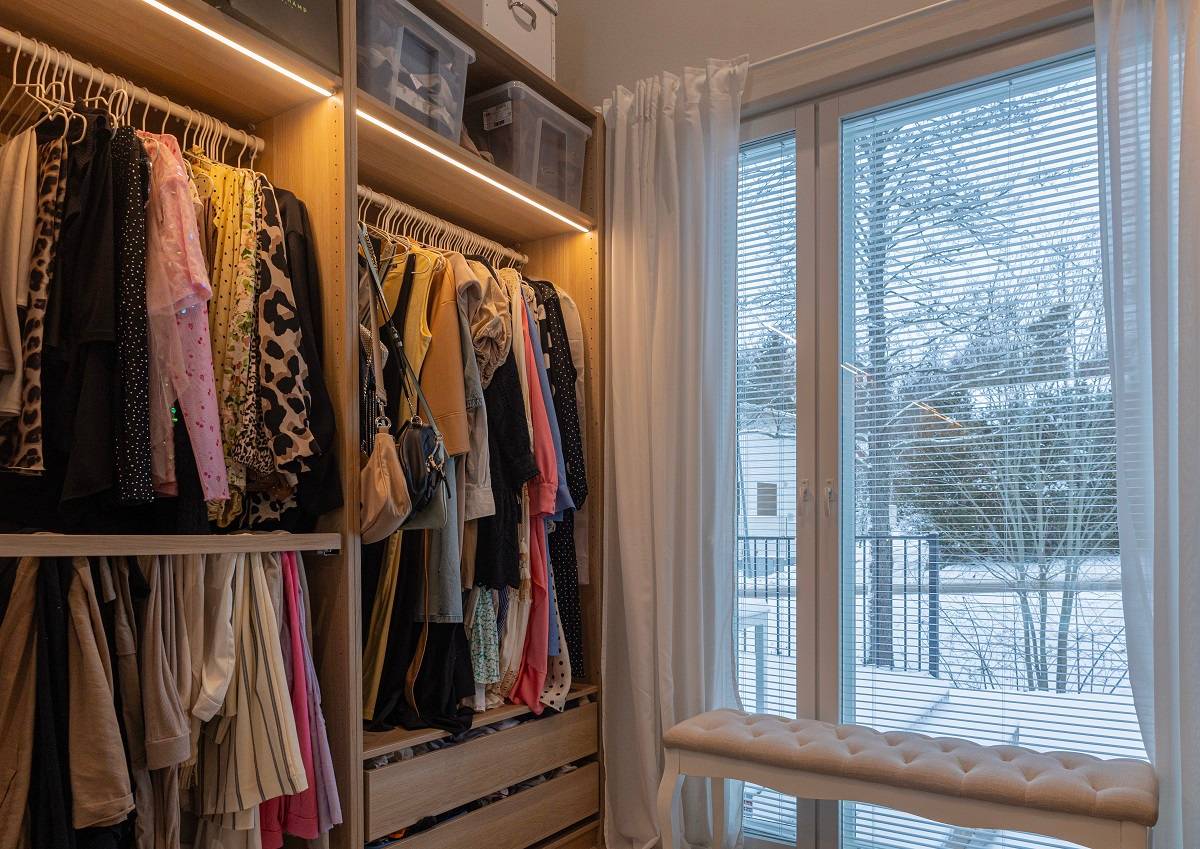 Referenzen Bricks on the rock Garderobenbeleuchtung