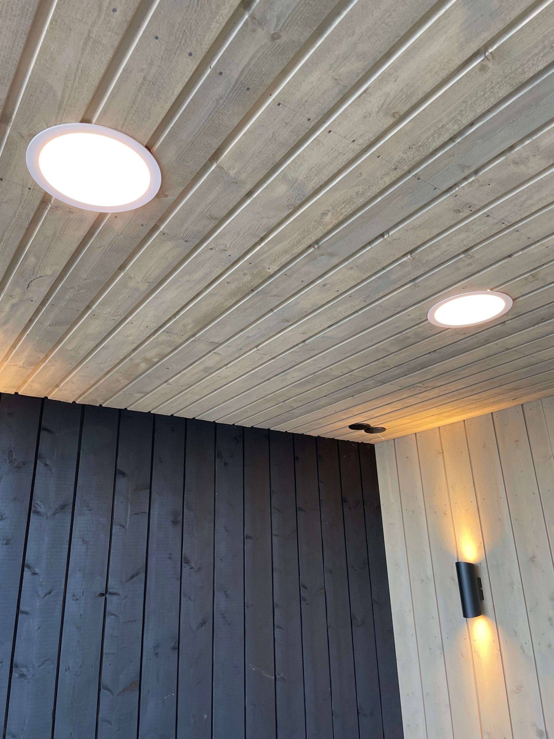 Plafond-Leuchte für den Außenbereich.